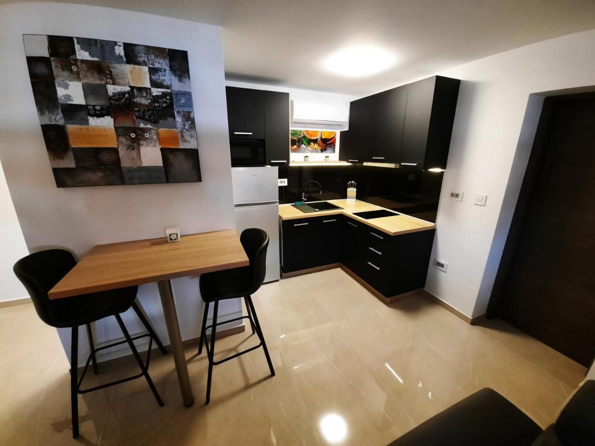 Apartmani New York Нова-Градишка Экстерьер фото